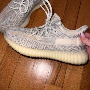 Yeezy 350 static reflective.